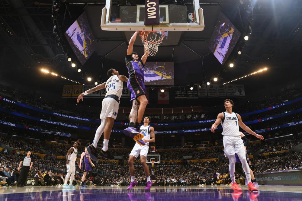 着巨大的落 着巨大的落