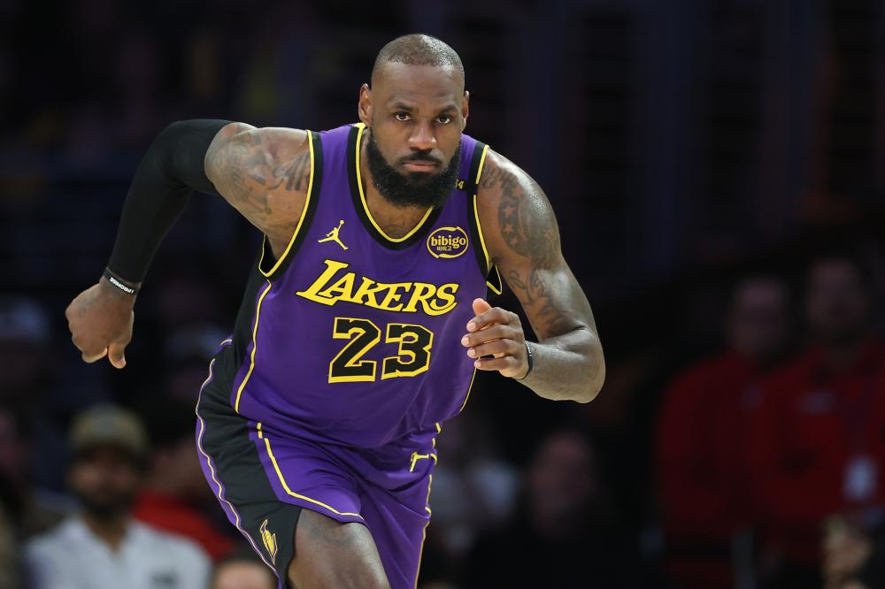 更鼓舞了更 更鼓舞了更