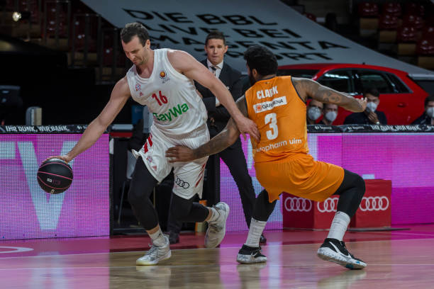 短传和快速 短传和快速